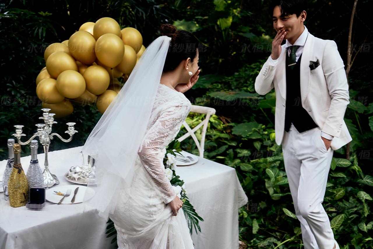 婚纱照样照_动漫婚纱情侣头像(2)
